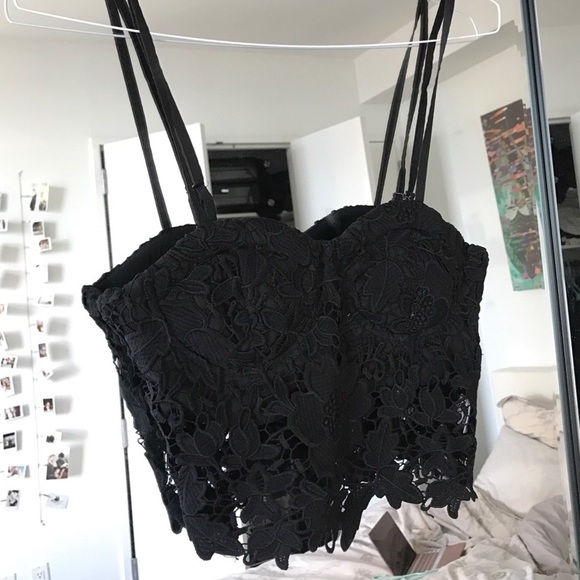 Crop top /lace corset - Picture 1 of 4